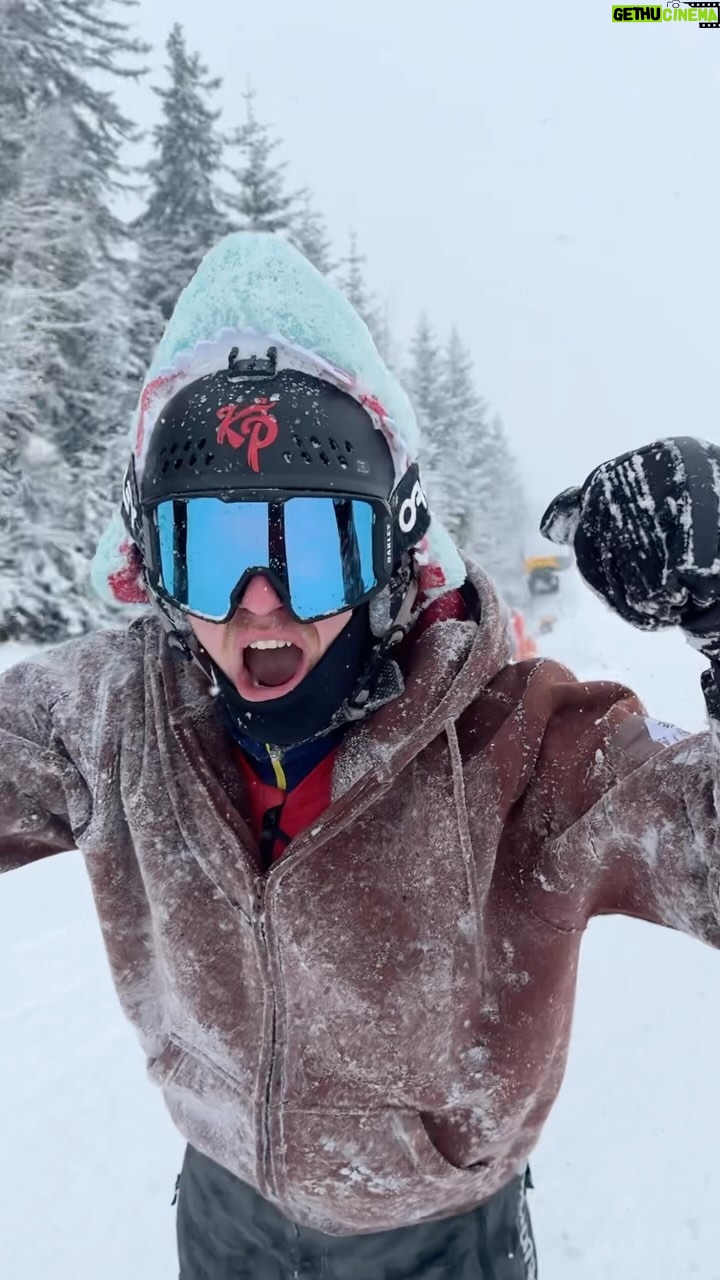 Enzo Knol Instagram - Iedereen heeft een hype man nodig zoals @vandergunstnathan 🏂❤️ Flachau, Salzburg, Austria