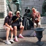 Enzo Knol Instagram - Toerist uithangen met mijn schoon ouders & natuurlijk Myron in Antwerpen ❤️