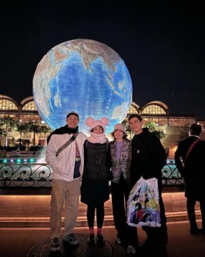 Enzy Storia Instagram - It’s been all about good times, laughs, and making memories. Loving every minute of our Japan trip! 🇯🇵

Jadi kalian BM liburan bersama orang tersayang ke mana tahun ini? Jangan lupa beli tiket pesawatnya di aplikasi @tiketcom karna Beneran Murah dan Beneran Mudah! Plus ada diskon hingga Rp300 ribu dan spesial diskon khusus buat pengguna baru tiket.com kalau pakai kode promoku:

🌏 𝐄𝐍𝐙𝐘𝐅𝐋𝐈𝐆𝐇𝐓 untuk beli tiket pesawat rute internasional

🇮🇩 𝐄𝐍𝐙𝐘𝐓𝐄𝐑𝐁𝐀𝐍𝐆 untuk beli tiket pesawat rute domestik

Yang paling menarik ada fitur 100% refund untuk penerbangan domestik, kalo tiba-tiba berhalangan untuk berangkat liburan gak perlu pusing dehhh.

Beli tiket pesawat sekarang di tiket.com!
Beneran Murah Beneran Mudah! 💙

Follow instagram @tiketcom untuk informasi promo lainnya! 

#Sobattiket #SemuaAdaTiketnya