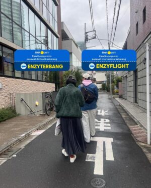 Enzy Storia Instagram - It’s been all about good times, laughs, and making memories. Loving every minute of our Japan trip! 🇯🇵

Jadi kalian BM liburan bersama orang tersayang ke mana tahun ini? Jangan lupa beli tiket pesawatnya di aplikasi @tiketcom karna Beneran Murah dan Beneran Mudah! Plus ada diskon hingga Rp300 ribu dan spesial diskon khusus buat pengguna baru tiket.com kalau pakai kode promoku:

🌏 𝐄𝐍𝐙𝐘𝐅𝐋𝐈𝐆𝐇𝐓 untuk beli tiket pesawat rute internasional

🇮🇩 𝐄𝐍𝐙𝐘𝐓𝐄𝐑𝐁𝐀𝐍𝐆 untuk beli tiket pesawat rute domestik

Yang paling menarik ada fitur 100% refund untuk penerbangan domestik, kalo tiba-tiba berhalangan untuk berangkat liburan gak perlu pusing dehhh.

Beli tiket pesawat sekarang di tiket.com!
Beneran Murah Beneran Mudah! 💙

Follow instagram @tiketcom untuk informasi promo lainnya! 

#Sobattiket #SemuaAdaTiketnya