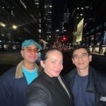 Enzy Storia Instagram – Quick New York getaway, flu and all. Couldn’t miss it – had to snag that 🤧☺️⛸️
1. Cuma 1 foto yang berhasil didapatkan jujur jarang bgt foto foto suka lupa 🙂
2. “Aku ngga suka olahraga ini.”
3. Aftermath ⛸️
4. Penyanyi subway yang ini doang lagunya adakali 5x diulang 🔁
5. Upil jatoh kayanya ya
6. Turis
7. Turis mau ketabrak delman & 🚌
8. Paduan suara
9. Bertemu sobat nuyoke yang udah ngga zomblo lagi ☺️