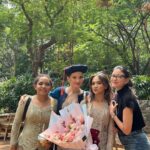 Enzy Storia Instagram - Dari awal ngerjain bab I udah cari motivasi dengan liat liat refrensi kebaya, dari dulu suka banget sama @studioboh jadi ngga pake basa-basi hubungin mba Penny melalui @giselasetyawan (yang merupakan WO aku sekaligus bantuin ngerjain tugas kuliah disaat kita lagi cek venue di Bali 👏🏼😂) bulan April udah ada bahannya dan sebelum berangkat ke DC fitting terakhir biar makin semangat selesaiin skripsinyaa disana. Thank you mba Penny ♥️ Untuk keluarga terutama mami, ini Enzy tepatin janjinya kalo Enzy ngga akan pernah lupa kewajiban bahwa menyelesaikan pendidikan itu juga sangatlah penting. Love you ma♥️