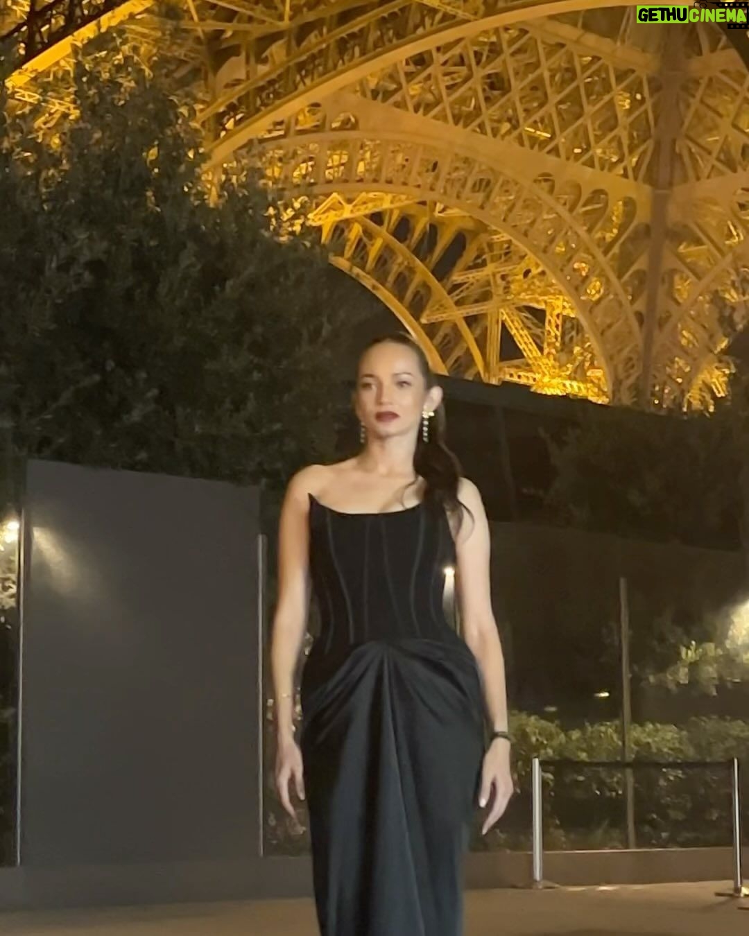 Enzy Storia Instagram - All glammed up for a special night in Paris ❤️ Adorned in @stellarissa, styled by @yoland_handoko, and wearing L'Oreal's Matte Resistance in shade 420 for that flawless finish and accesories by @tuloladesigns to complete the look. ✨ #LEDEFILELOREAL #WALKYOURWORTH #LOREALPFW #LOREALPFWID Paris, France