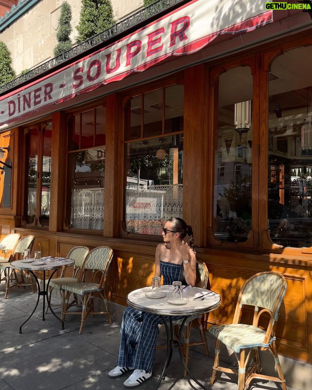 Enzy Storia Instagram - When in doubt, brunch it out. Le Diplomate