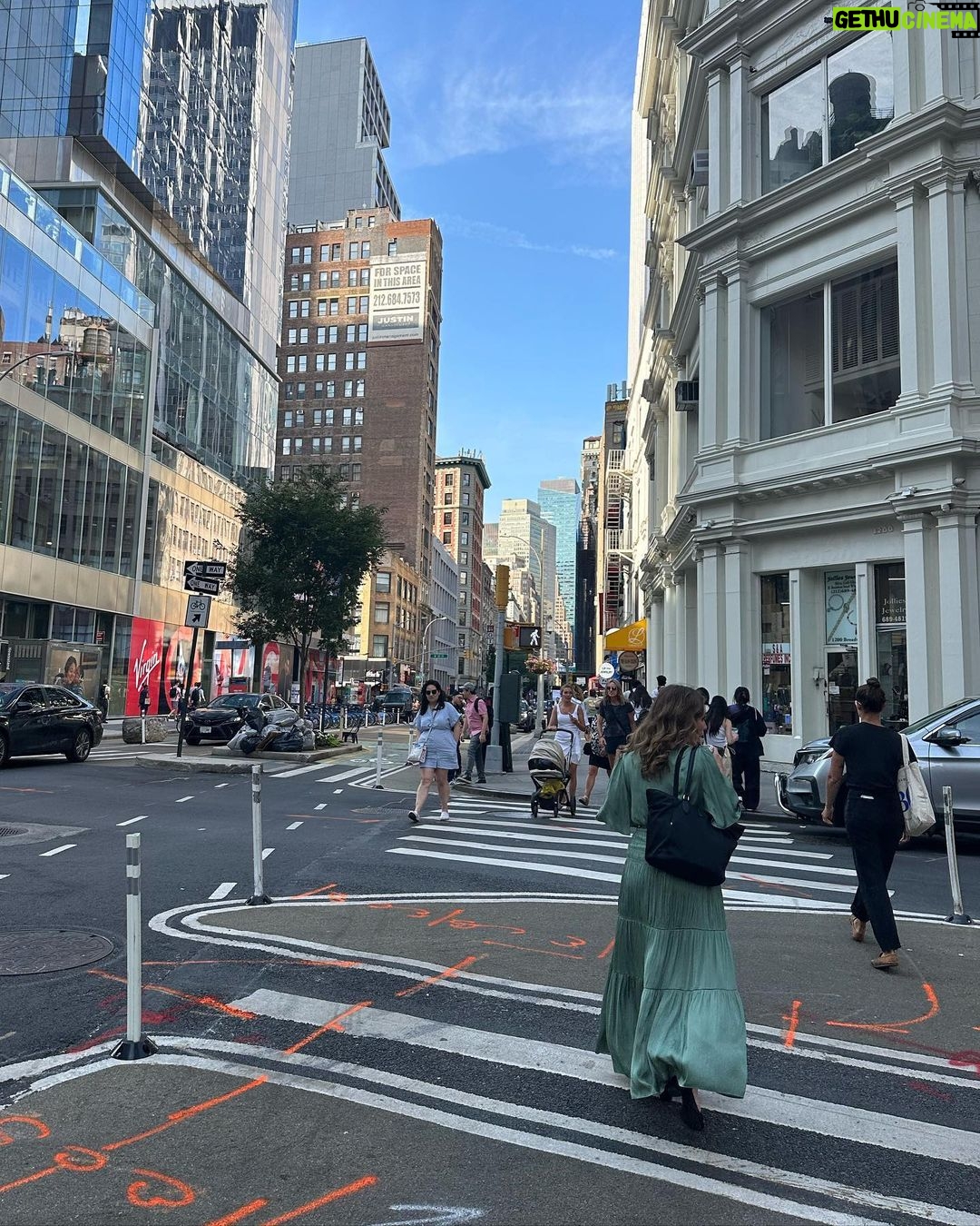 Enzy Storia Instagram - Recents New York, New York