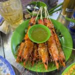 Eric André Instagram - Yummmmmm 🤤 🥘 🍲 🦐 🐌 🦞 🌿 Vietnam-Ho Chi Minh City