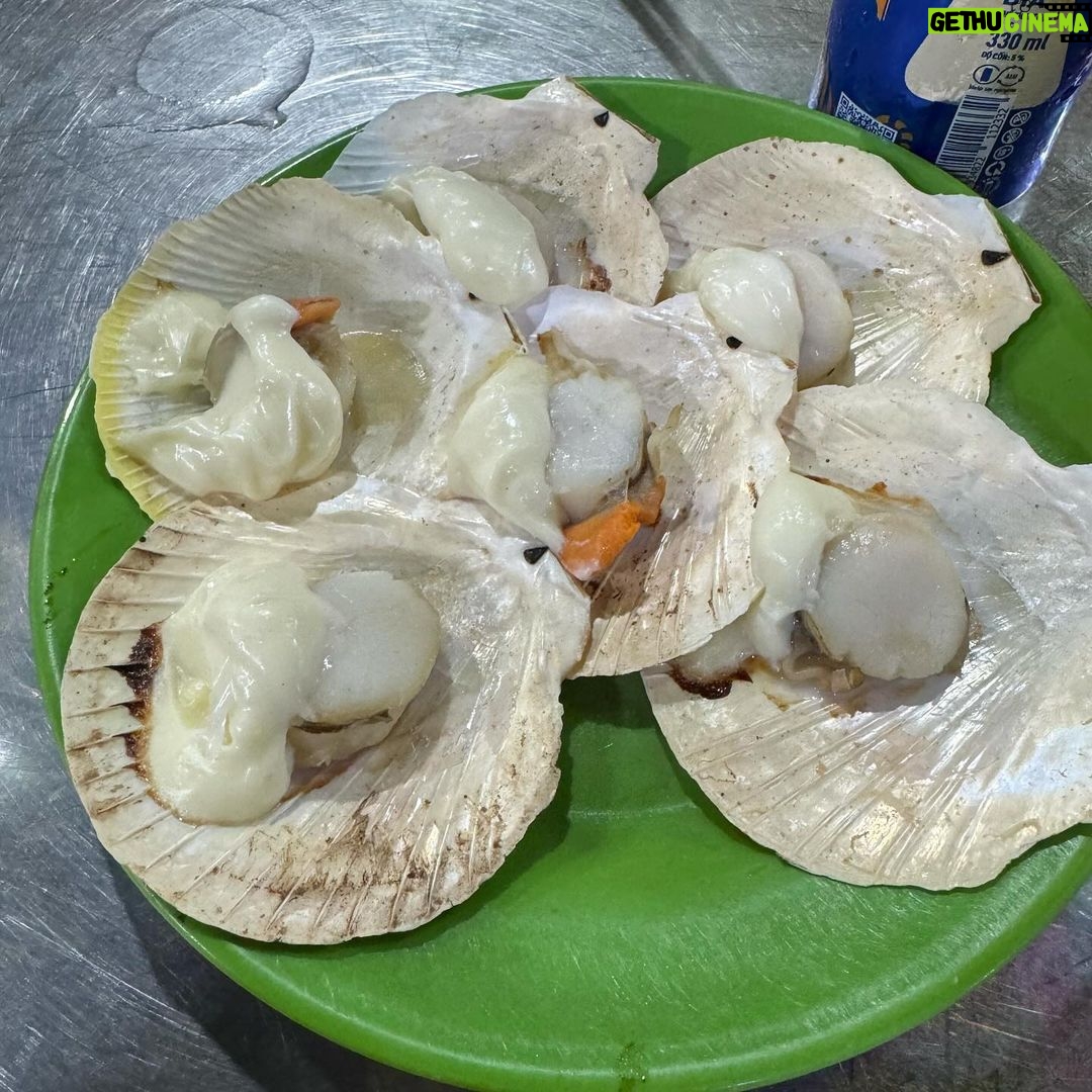 Eric AndrΓ© Instagram - Yummmmmm π€€ π₯ π² π¦ π π¦ πΏ Vietnam-Ho Chi Minh City