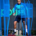 Eric García Instagram - De tornada amb l’equip 😁 Molts reptes per endavant aquesta temporada! 🔵🔴