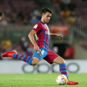 Eric García Instagram - Un dia inoblidable. Debut al Camp Nou amb victòria i davant de la nostra afició. Tot just és el principi però seguirem treballant per donar-vos moltes alegries.💙❤️. Un día inolvidable. Debut en el Camp Nou con victoria y ante nuestra afición. Solo es el principio, seguiremos trabajando para daros muchas alegrías💪