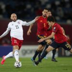 Eric García Instagram - Con mucho sufrimiento pero una victoria muy importante💪 toca pensar ya en el siguiente partido contra Kosovo. Vamos @sefutbol 🇪🇸⚽️ Dinamo Arena Stadium