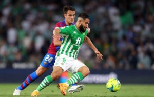Eric García Instagram - Buena victoria del equipo en el Benito Villamarín! A seguir! Força Barça!💙❤️