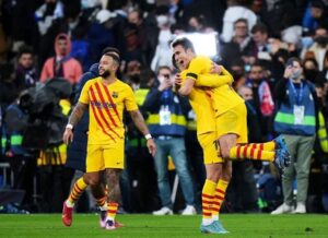 Eric García Instagram - Grandíssima victòria al Bernabéu, fidels al nostre estil i la nostra idea! A gaudir culers! VISCA EL BARÇA!!!! 💪🏽🔵🔴

Grandísima victoria en el Bernabéu, fieles a nuestro estilo y nuestra idea! A disfrutar culers! VISCA EL BARÇA!💙❤️