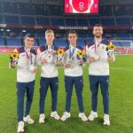 Eric García Instagram - Muy orgulloso de todos. Dimos todo lo que teníamos para intentar conseguir la medalla de oro pero nos vamos con la de plata y muy satisfechos de ello.🥈🥈💪🔝. #tokyo2020 Yokohama Stadiun