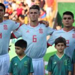 Eric García Instagram - Debut con victoria ante Armenia🇦🇲 en la #u19euro . El miércoles segundo partido contra Portugal🇵🇹. Vamos equipo!💪 @sefutbol Yerevan, Armenia