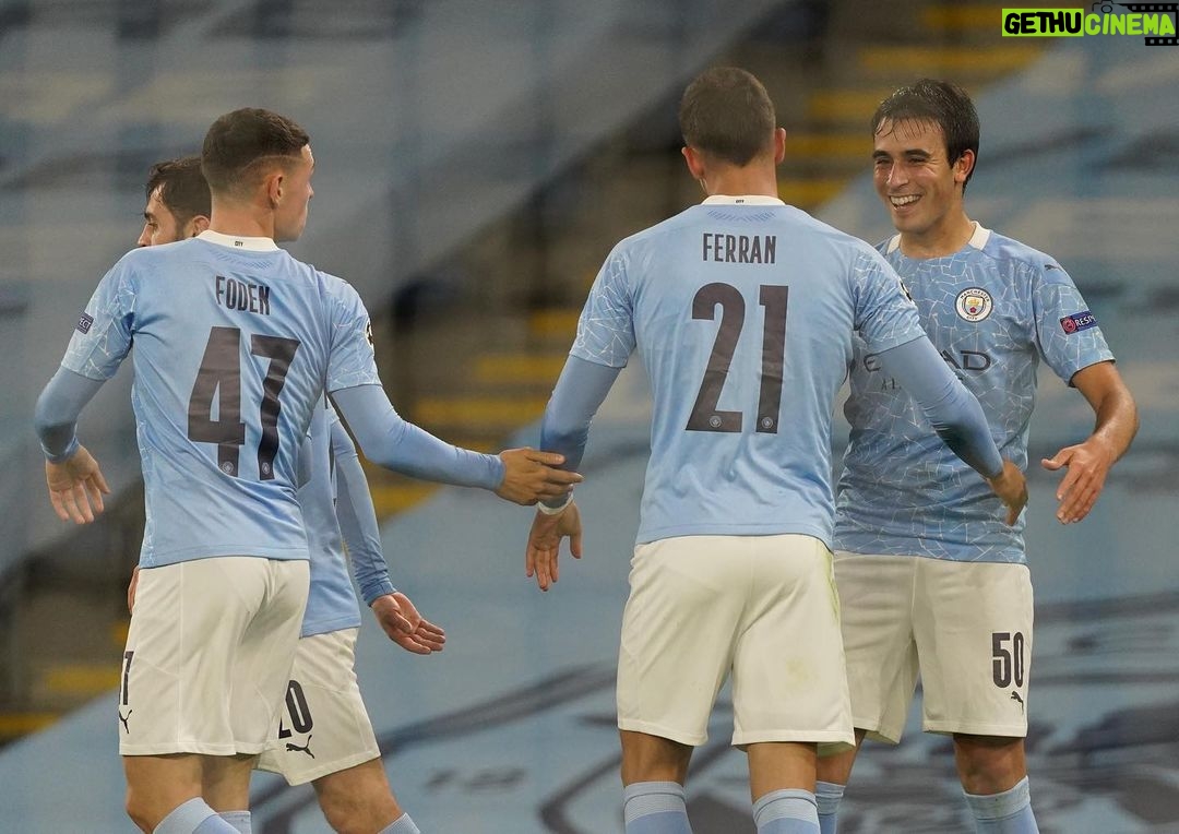 Eric García Instagram - The best start posible for our @championsleague campaign. Tough game against a tough team!🔵🔵🔝. La mejor manera de empezar nuestra andadura en la @championsleague . Partido duro contra un rival muy exigente💪🔵 Etihad Stadium