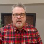 Eric Stonestreet Instagram - Here is the full video about our dad. Apparently I have his social media skills. Today is both the anniversary of my dad Vince’s death and his birthday. My family wanted to do something to keep his memory and generosity alive and well, so we seeded a fund at Kansas City Hospice here in KC. They do amazing work and were such a blessing to our family at the end of his life. Dad was a funny guy, loved to laugh, and he loved helping people, especially kids. So we thought he would be proud to know his spirit is alive and still helping kids with both wants and needs who have unfortunately found themselves in hospice care and at the end of their life. The fund will also provide help to adults who have wants and needs outside of what insurance covers in a hospice care environment. We started the fund in hopes that others would join us in helping KC Hospice with a dollar, five dollars or whatever you can afford. But if you can’t, we hope you’ll go to the link in my bio and read about our dad and be inspired to help someone or a cause dear to you in your area. Our dad was a cool and generous guy and we loved him a lot. I hope wherever you are right now, you give your parents or loved ones a hug. Thank you and cheers to a happy and healthy upcoming holiday season. -The Stonestreets