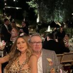 Eric Stonestreet Instagram - Haven’t seen @sofiavergara in two years and after sitting next to her for two minutes….she’s still got it!