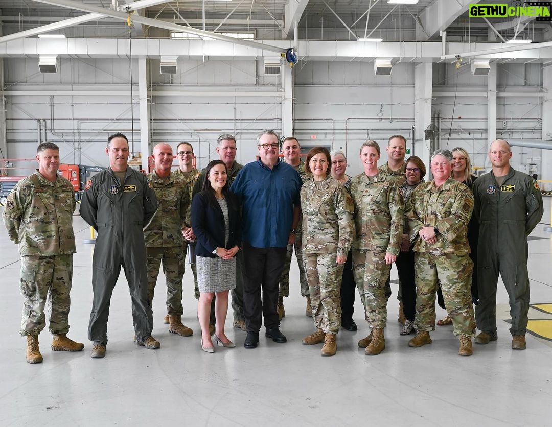 Eric Stonestreet Instagram - What a pleasure and honor to be able to spend the day at Whiteman Air Force Base with the @442dfighterwing and getting to see the B2 up close. #Kchawgs