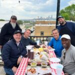 Eric Stonestreet Instagram - When my pals come to kc, gotta take ‘em for some great grub! @slapsbbq