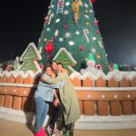 Erica Fernandes Instagram - Who needs a crowd when the three of us can create chaos, laughter, and questionable decisions all on our own? 🤪😂 #SEAsquad where friendship makes waves 🌊😉