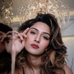 Erica Fernandes Instagram - How old do you think this picture is? Guess the year, let's see how many of you get it right.