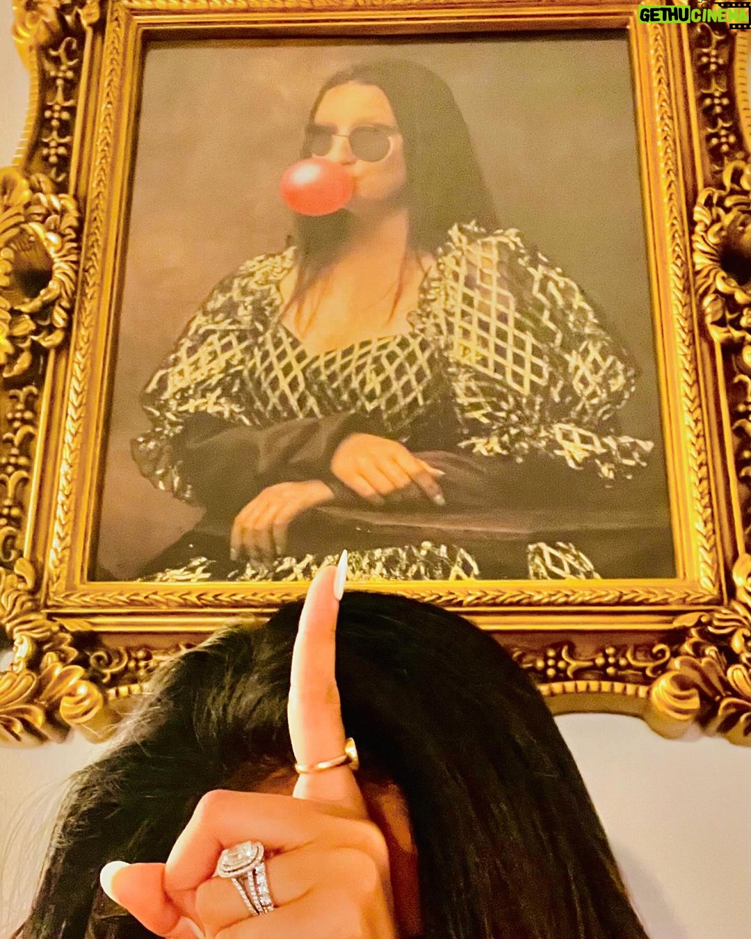 Erica Fernandes Instagram - Current Mood