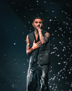 Erick Brian Colón Instagram - Ya se termino la etapa más bonita de mi vida, cuando paso tanto tiempo, que sin darme cuanta ya llegamos al final. 

Han sido 8 años de emociones y experiencias muy lindas que se quedarán conmigo para siempre. 

Gracias a todos los que hicieron que este sueño fuera posible y también a los que nos acompañaron en esta aventura! 
En especial a las CNCOwners por todo su apoyo y amor incondicional. 

A los hermanos que me regaló la vida, que sin ustedes nada hubiera sido lo mismo! 
Les deseo el mayor de los éxitos en esta nueva etapa y las mejores vibras! 

Los quiero a todos!!
Hicimos historia muchachos 🤍