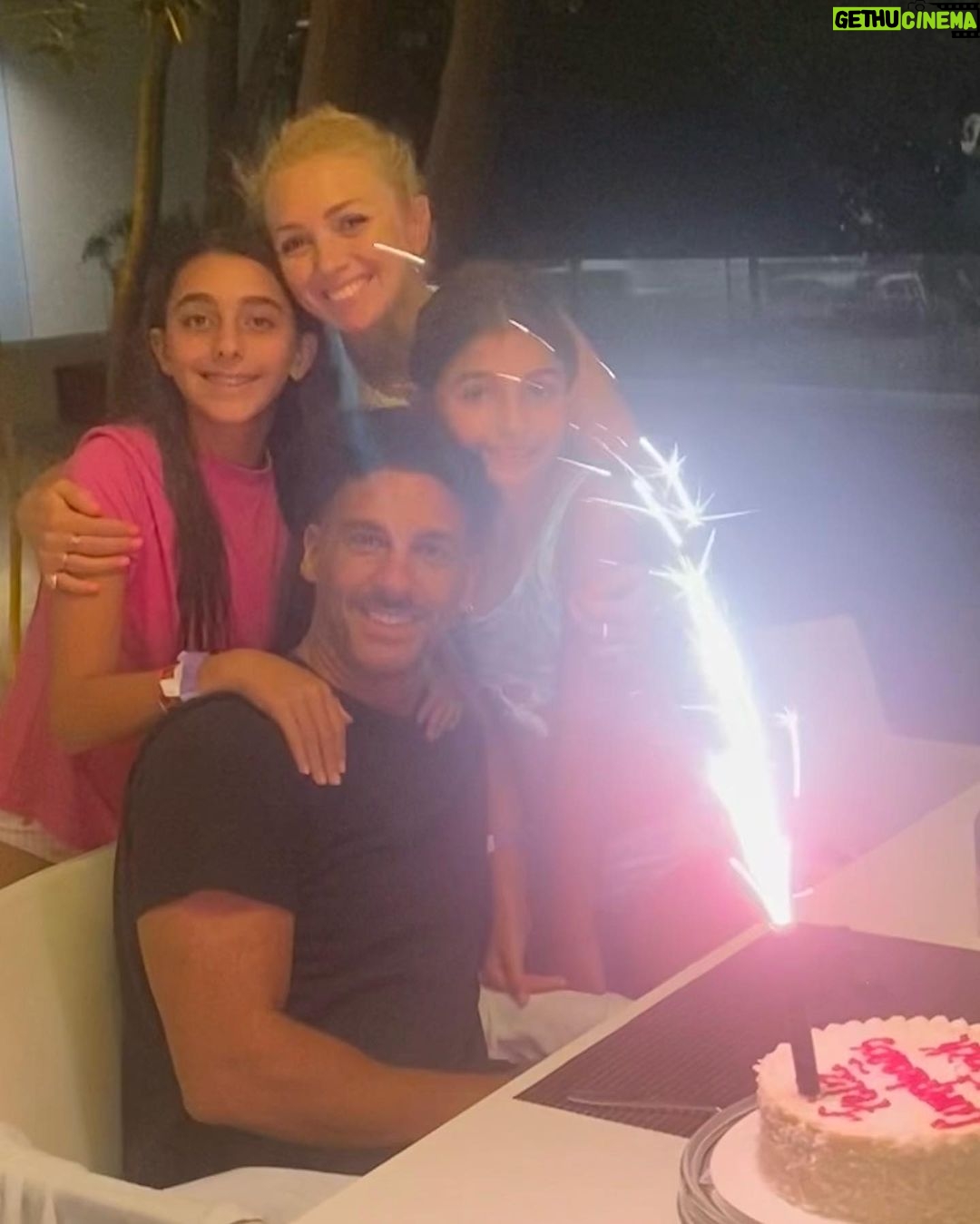 Erick Elías Instagram - 🎂Mi mejor cumpleaños! Puros festejos con los que mas quiero! 🎂🎈🎈🎈 Happy me!… muchas muchas gracias por sus felicitaciones! ❤️❤️ 🧿