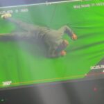 Erick Elías Instagram - Detrás de cámaras de QUIERO TU VIDA. Una escena complicada de realizar. Colgado de una grúa, con lluvia, frio, en la madrugada… pero fue muy divertido! Gracias @jorgecolon por cuidarme siempre! @casillas24fps 📸 @alfonsozapata