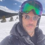 Erick Elías Instagram - Ski…. en familia ❄️🎿⛷️ @vailmtn @epicpass @epicpass_esp Vail, Colorado
