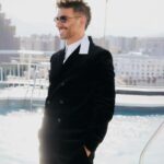 Erick Elías Instagram - En el @festivalmalaga Presentando la segunda temporada de Días Mejores. Styling @karlaguindi 📸 @carlosvillarejo Gracias, Gracias.. @carcelen_mgmt 💥 Málaga, Spain