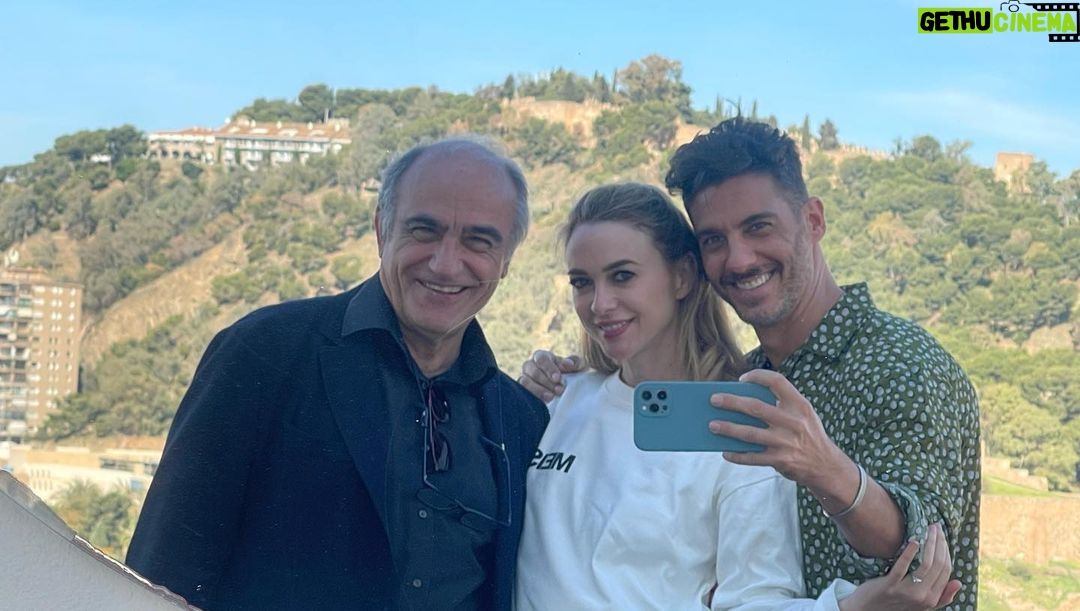 Erick Elías Instagram - El equipo de Días Mejores en el festival de cine en Málaga, España. 🇪🇸 #diasmejores2 Málaga, Spain
