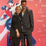 Erick Elías Instagram – Hoy presentamos en el @iaffm_official la película CUANDO DUERME CONMIGO. 💥
Look @louisvuitton 
Styling @karlaguindi ❤️ Miami, Florida