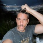 Erick Elías Instagram - No culpes a la noche. 🌚 Miami, Florida