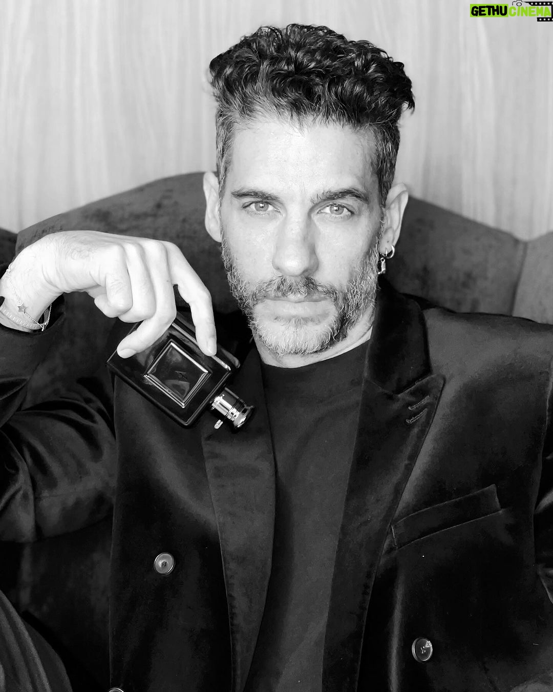 Erick ElÃas Instagram - 💥Nuevo Ralph’s Club Elixir… se volvió mi favorita! @ralphlaurenfragrances #RalphLaurenFragrances #Fragrances #Publicidad