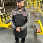Erik Kituashvili Instagram - «Фу, ничего не можете сами, фу, ничего не стоите, держите людей за идиотов, Какой Москвич, да это же китаец» обо всем этом и многом другом, вы узнаете в первой части фильма «Я Москвич», которая выйдет уже до нового года. Вы получите ответы на все свои вопросы и возможно хоть что-то в ваших головах изменится, а те кто больше всех плевался ядом поймут для чего все это было сделано. Важно не забывать, мы граждане одной страны, мы соотечественники. Я очень ценю оказанное мне доверие, я на том месте, где должен быть. Постараюсь не подвести , впереди много работы Завод Москвич (АЗЛК)