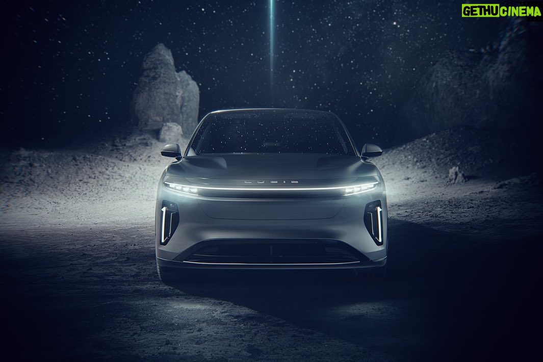 Erik Kituashvili Instagram - 16 часов назад @lucidmotors Объявились с новостью что будет кроссовер! Кайф! Мне очень нравится, а Вам?