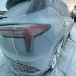 Erik Kituashvili Instagram – «Хороший тамада и конкурсы интересные», нет, ну а чем еще заняться на новогодних каникулах, как не превратить электрический Москвич в кусок льда. Почти 5 часов мы поливали его водой при температуре -18 , интересно что из этого вышло? А вышло то, что мы и не предполагали. Скоро тест драйв Москвич 3 е 💥 как еще испытать его, есть идеи ?)