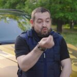 Erik Kituashvili Instagram - Новый интересный фильм 🍿Уже на канале! Контроль Качества на заводе Москвич! И что я предлагаю делать с этой историей дальше, тем кому действительно интересно, прошу посмотреть и написать мне свои мысли, очень внимательно всё изучу! Обнял! #ямосквич #москвич #заводмосквич