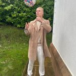 Erling Haaland Instagram - Relaxing after a busy night 😝