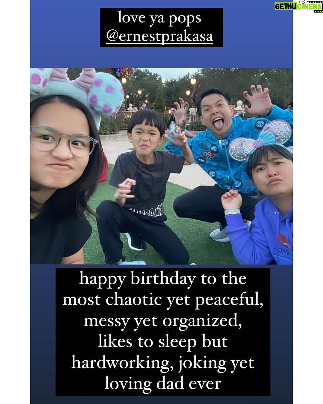 Ernest Prakasa Instagram - Walaupun udah umur 42, tapi kalo baca deskripsi @sky.solana ini, sepertinya saya cukup labil ya? 🥹 Thank you kiddo, supremely proud of you.