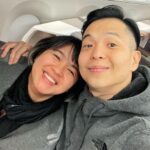 Ernest Prakasa Instagram - Kenal orang ini bulan Juni 2002, sebelum Piala Dunia. Umur gw waktu itu 20 tahun. Bulan depan, gw ulang tahun ke-42. Dipikir-pikir, jumlah umur yang gw lewatin bareng @meiranastasia, udah melebihi jumlah umur yang gw lewatin sebelum kenal dia. 🥹