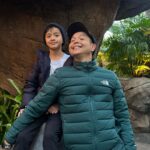 Ernest Prakasa Instagram - Umur Snow udah 9 tahun. Jadi sedih mikirin jangan-jangan liburan berikutnya gw udah gak kuat gendong dia lagi. Alhasil bela-belain kali ini gw gendong melulu, pinggang encok hati mellow. 🥺 #SnowAurorArashi