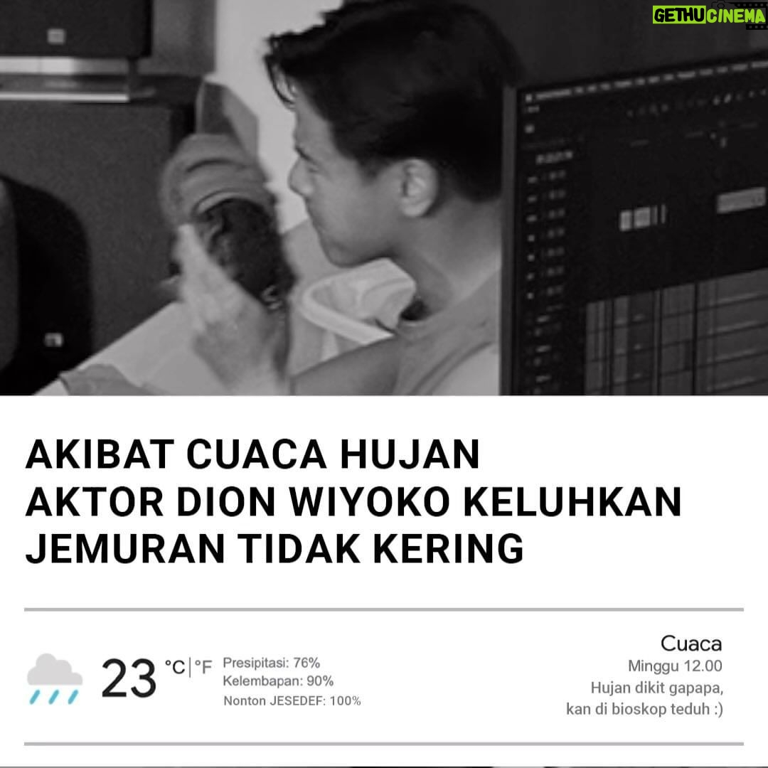 Ernest Prakasa Instagram - Kalo mau nonton, mending disegerakan. Ini bisa jadi wiken terakhir yang layar #Jesedef masih banyak, karna beberapa hari lagi akan ada film horor baru muncul. 😂 #JatuhCintaSepertiDiFilmFilm