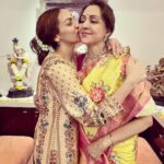 Esha Deol Instagram - Happy birthday mamma 🤗🧿♥️♥️♥️ Celebrating you today & forever.. a divine lady who lives life on her own terms with utmost grace & dignity.. a powerhouse.. A loving daughter & wife, compassionate mother, adorable grandmother, fantastic actor, graceful dancer , honest politician & the list can just go on & on … you are a force .. blessed by your parents, loved by the nation & adored by your husband, daughters & grandchildren. There can be only one Dream girl one Hemamalini .. stay blessed, happy, healthy & strong 💪🏼♥️🧿🤗😘 I love you ♥️🙏🏼 @dreamgirlhemamalini @aapkadharam @ahana_deol_vohra #happybirthday #happybirthdayhemamalini #happybirthdaymummy #loveyou #happybirthdaydreamgirl #hemamalini #eshadeol #gratitude ♥️🧿