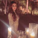 Esha Deol Instagram - Dilli 🫶🏼 About last night ✨✨✨ HMU @ankitamanwanimakeupandhair @fatima_dsouza Styled by @imeshadeol Managed by @palsandpeersentertainment #events #delhi #aboutlastnight #bling #candlelitnight #reelsinstagram #reelitfeelit #reelkarofeelkaro #trendingreels #bodycondress #gold #eshadeol #gratitude ♥️🧿
