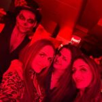 Esha Deol Instagram – Last week all of us actually took our Halloween avatars seriously 🤩 my brother @abhaydeol & I decided to go all out 🤟🏻 it was so much fun @suzkr thank you for a fantastic evening! 
@farahkhanali dancing with you was the highlight of the night we really got that groove on girl 🫶🏼
@tinadehal @orry1 🤗♥️

My HMU @tulsi5solanki @fatima_dsouza 

#halloween #halloweenmakeup #party #halloweenparty #mumbai #funnight #friends #family #gratitude ♥️🧿