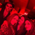 Esha Deol Instagram - Last week all of us actually took our Halloween avatars seriously 🤩 my brother @abhaydeol & I decided to go all out 🤟🏻 it was so much fun @suzkr thank you for a fantastic evening! @farahkhanali dancing with you was the highlight of the night we really got that groove on girl 🫶🏼 @tinadehal @orry1 🤗♥️ My HMU @tulsi5solanki @fatima_dsouza #halloween #halloweenmakeup #party #halloweenparty #mumbai #funnight #friends #family #gratitude ♥️🧿