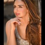 Esha Deol Instagram - Crushed 🤟🏻😜 EshaDeolXTinaDehal 📸Photographer - @tinadehal 💄HMU - @fatima_dsouza @ankitamanwanimakeupandhair 💃🏻Styled by - @imeshadeol ♥️Managed by -@palsandpeersentertainment 🕺🏼Staff - @shankarjadhav813 #Eshadeol #Tinadehal #sequin #bold #bling #layladylay #slay #photoshoot #bosslady #photooftheday #trending #photooftheday #explore #photoshoots #gratitude ♥️🧿