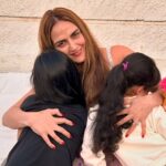 Esha Deol Instagram - 2024 here we come ♥️♥️♥️ 💪🏼🧿 Wishing you all a very happy new year 🥳 #motheranddaughter #love #family #mybabies #takingminewithmeintothenewyear #happynewyear #gratitude ♥️🧿